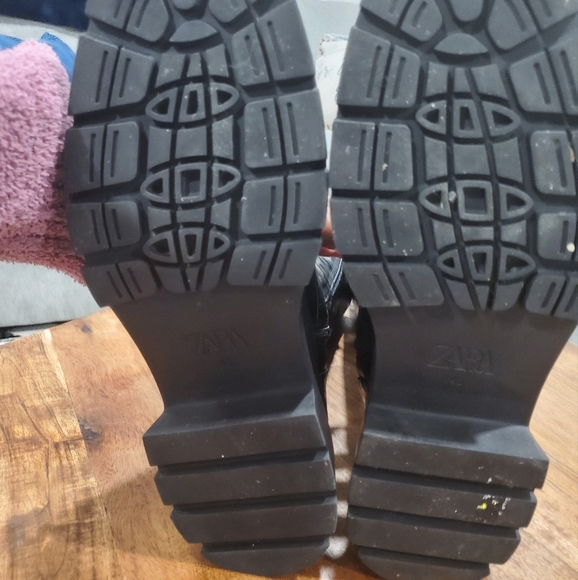 Zara croc print lace up combat boots - Picture 5 of 8